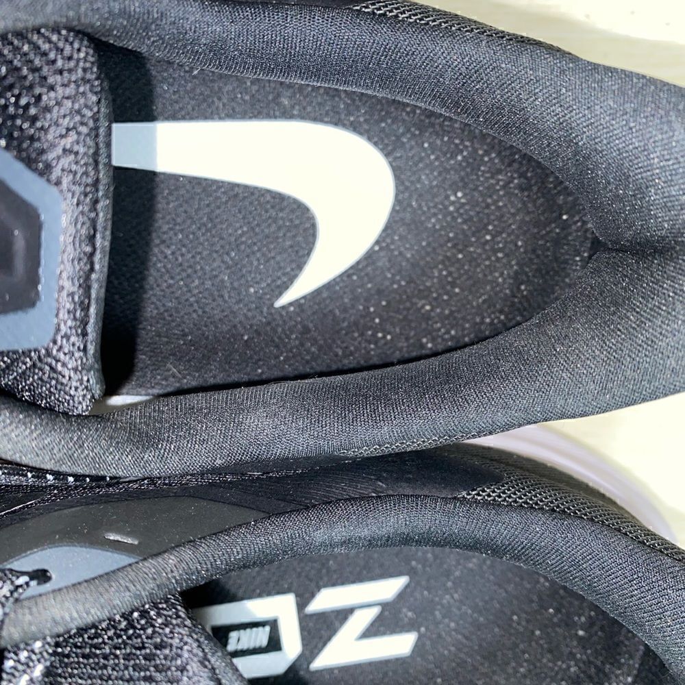 Nike Zoom Winflo 7 Running Shoes | Cj0302 | Black/White/Anthracite - Picture 9 of 10